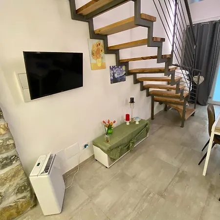 Apartment Loft Nineteen La Spezia