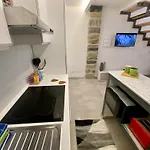 Loft Nineteen Apartment *